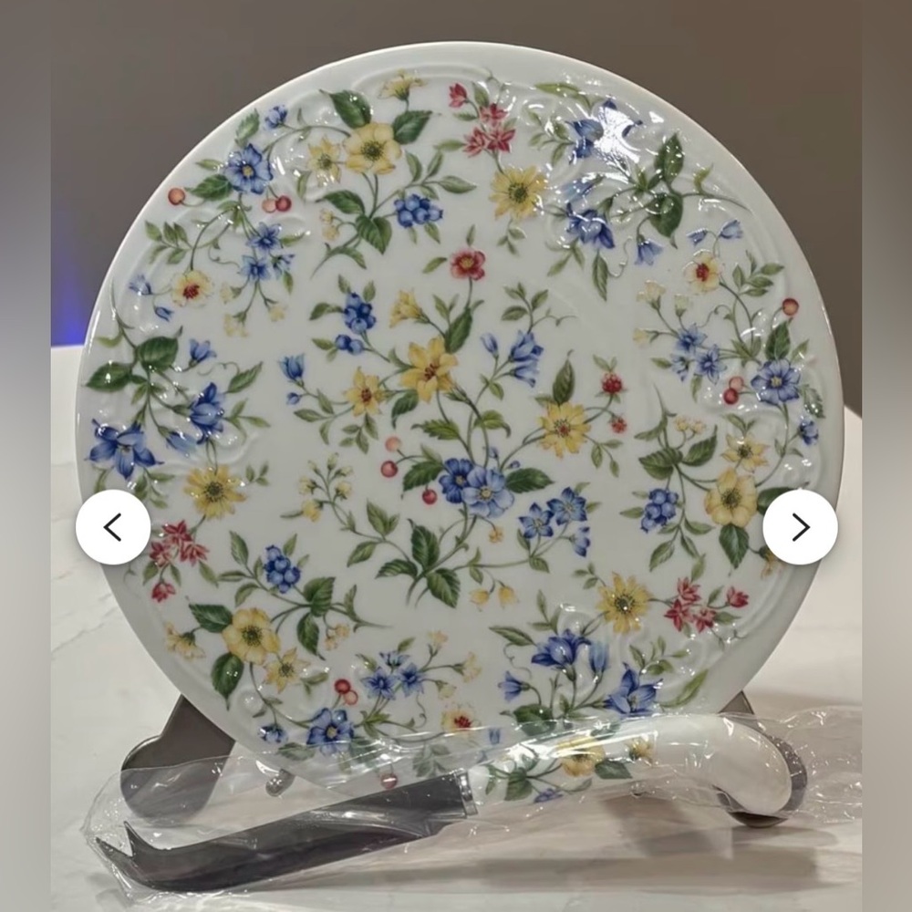 Cheese Board and Matching Server Piece in Fine Porcelain by Sadek